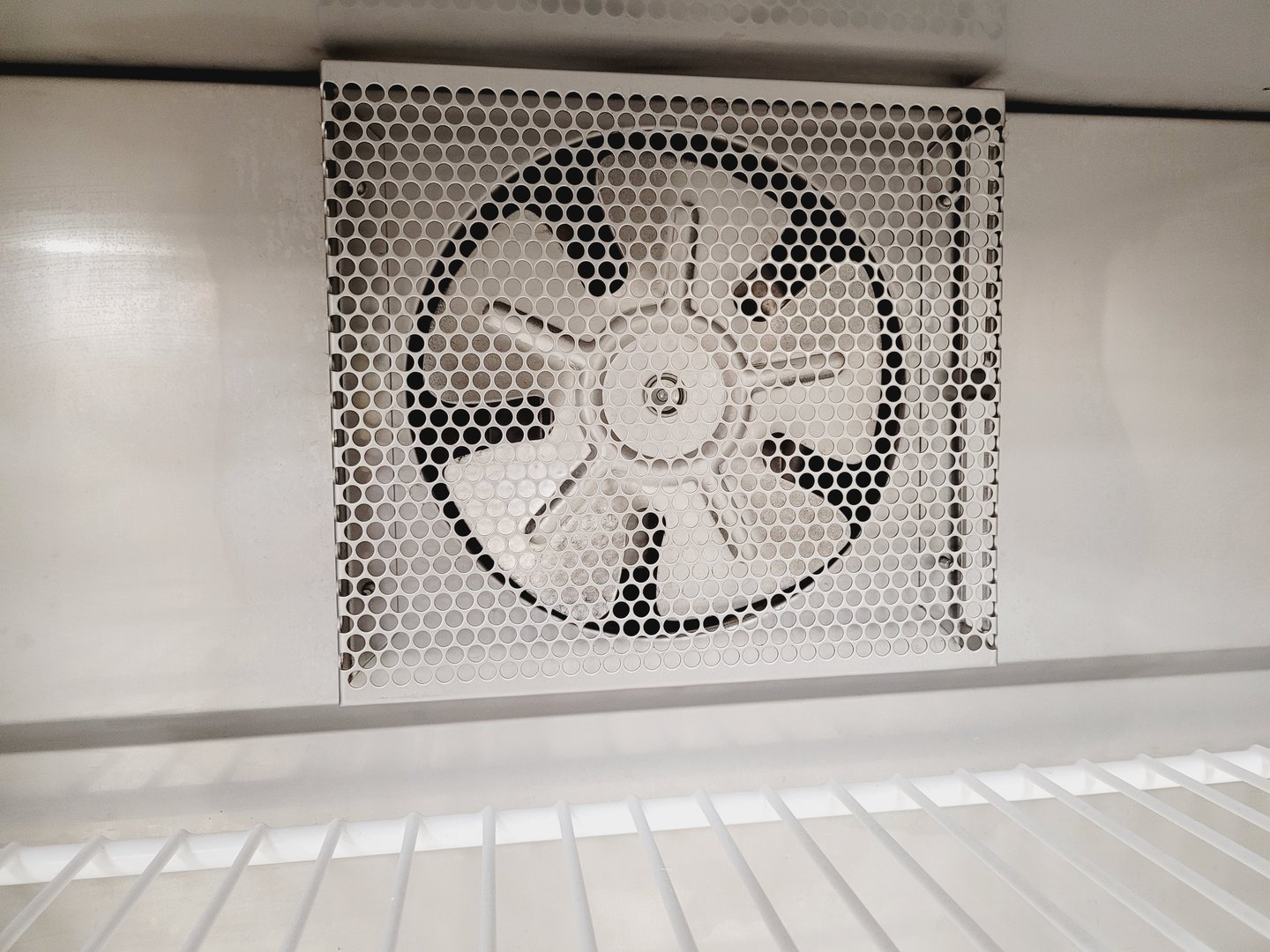 Image of Sanyo MIR-153 Refrigerated Laboratory Incubator Lab