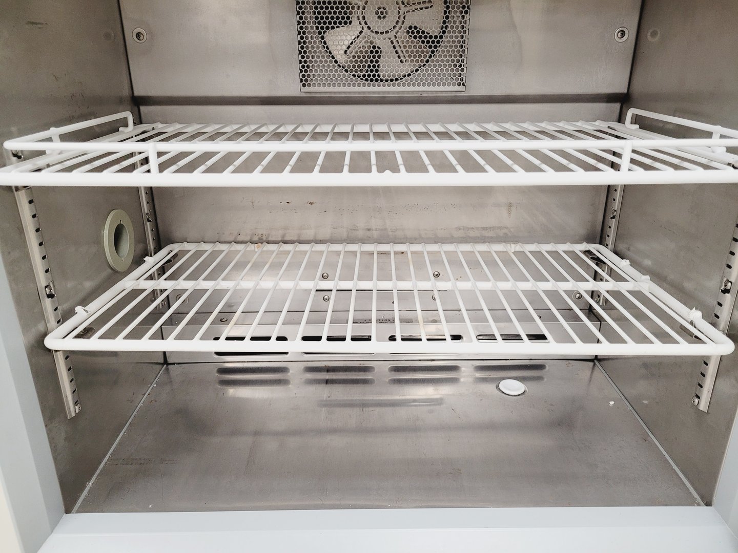 Image of Sanyo MIR-153 Refrigerated Laboratory Incubator Lab