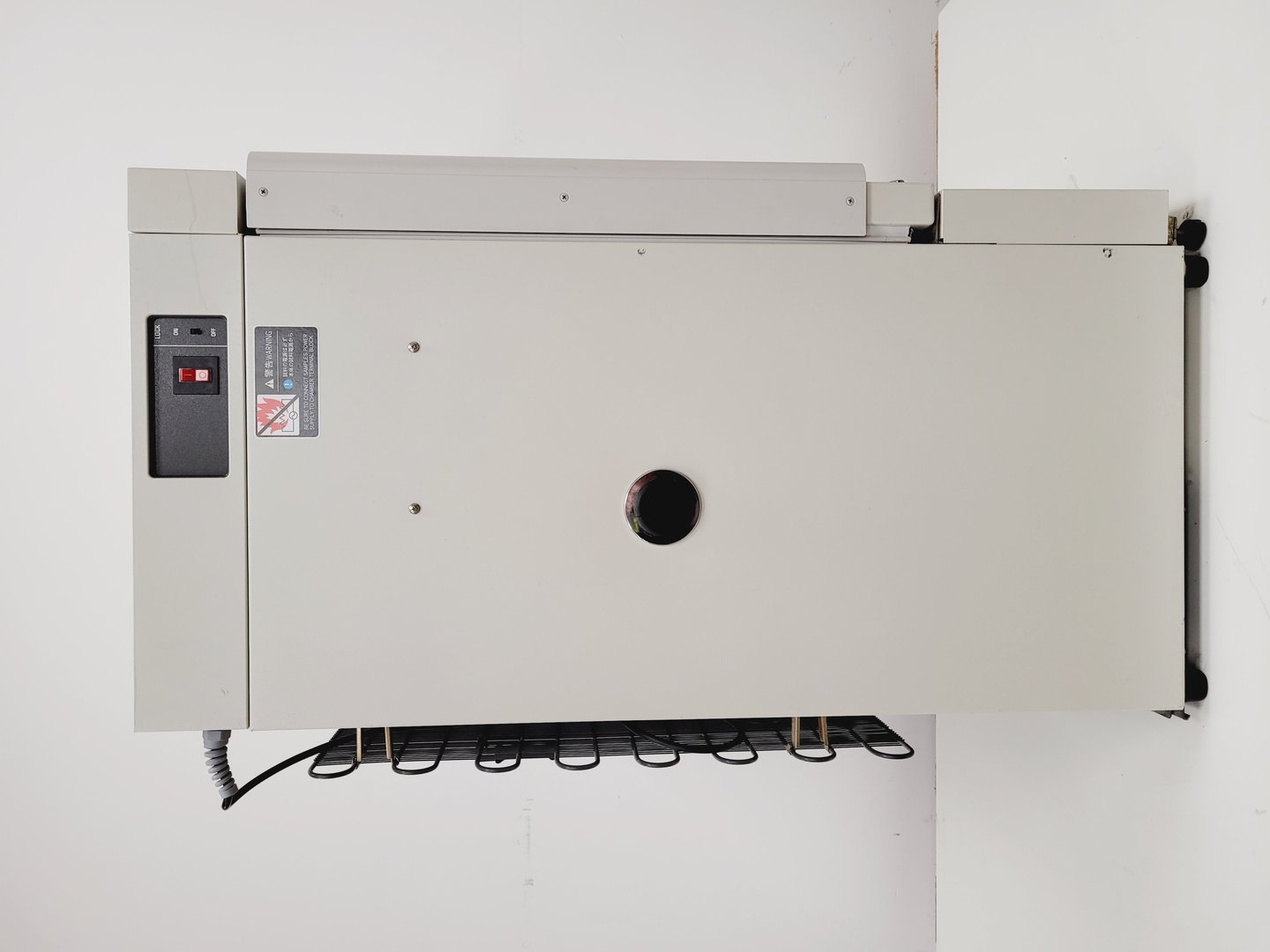 Image of Sanyo MIR-153 Refrigerated Laboratory Incubator Lab