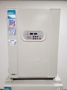 Thumbnail image of Sanyo CO2 Laboratory Incubator Stack MCO-18AIC & MCO-20AIC Lab
