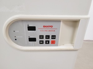 Thumbnail image of Sanyo CO2 Laboratory Incubator MCO-18AIC UV IR Lab