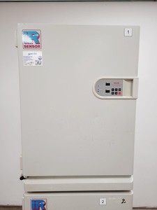 Thumbnail image of Sanyo CO2 Laboratory Incubator Double Stack MCO-17AIC MCO-17AI Lab