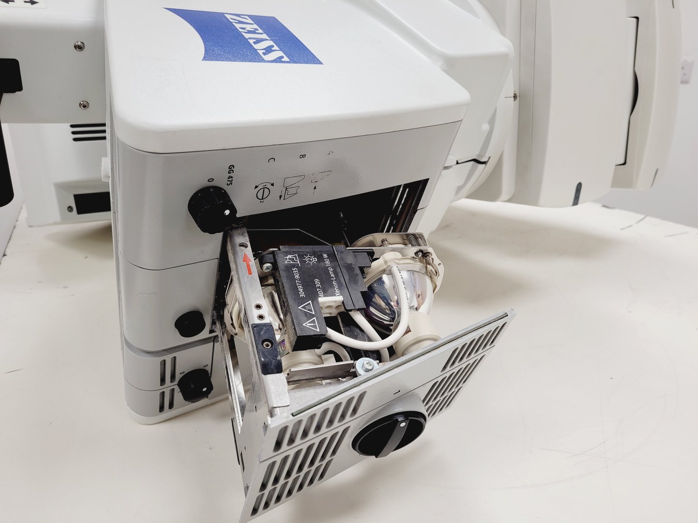 Image of Carl Zeiss OPMI VISU 210 S8 Surgical Microscope Lab