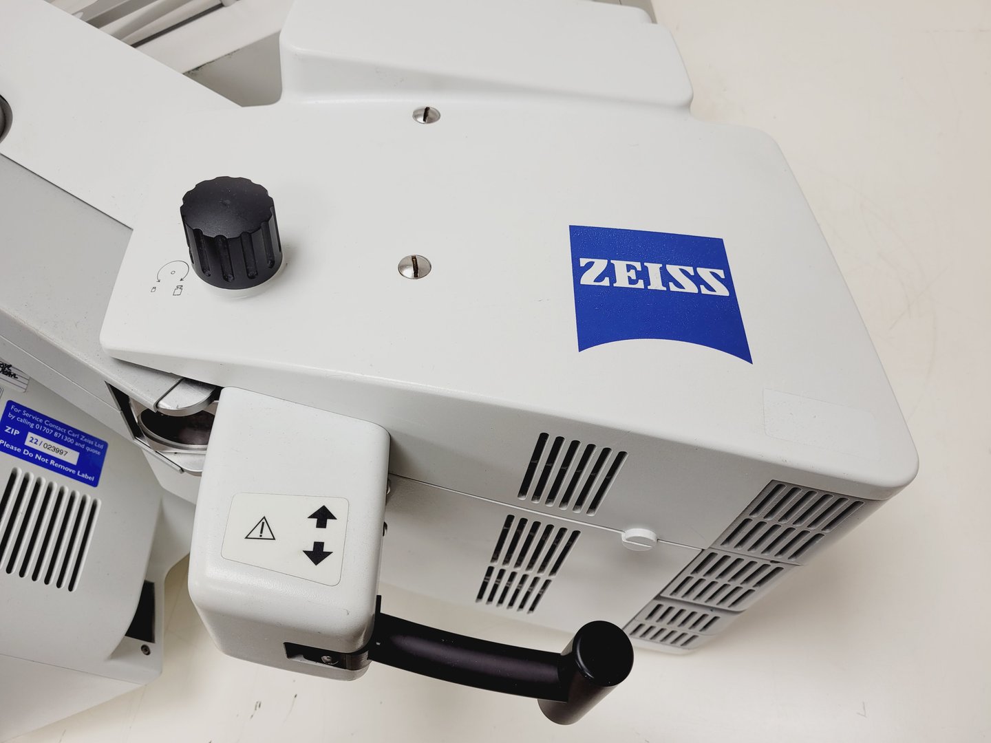 Image of Carl Zeiss OPMI VISU 210 S8 Surgical Microscope Lab