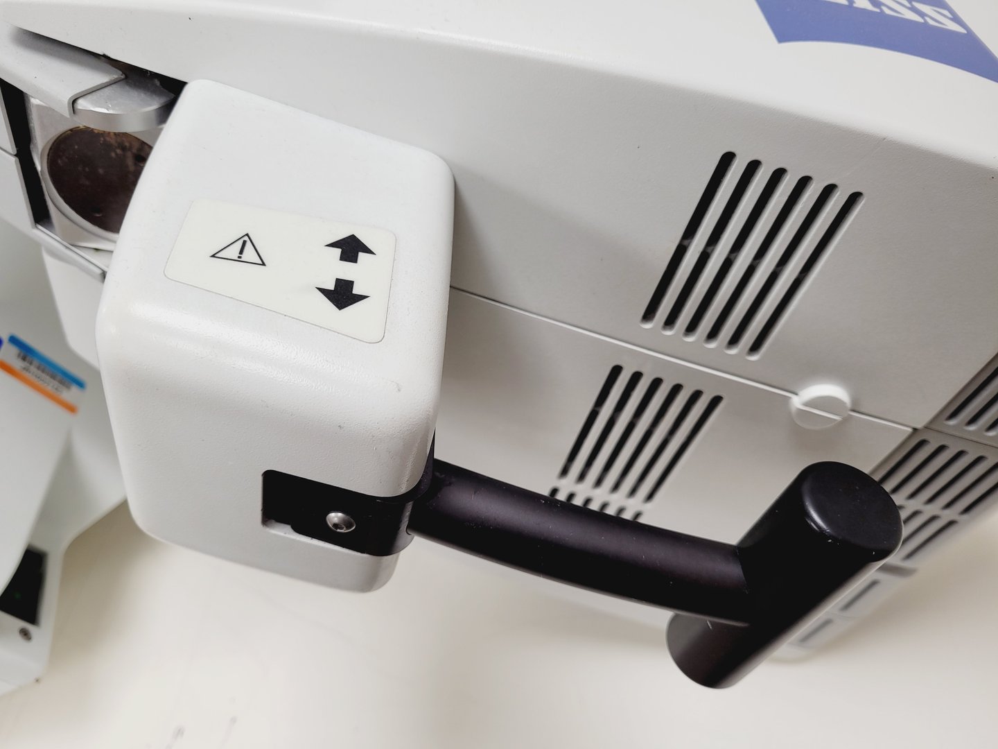 Image of Carl Zeiss OPMI VISU 210 S8 Surgical Microscope Lab