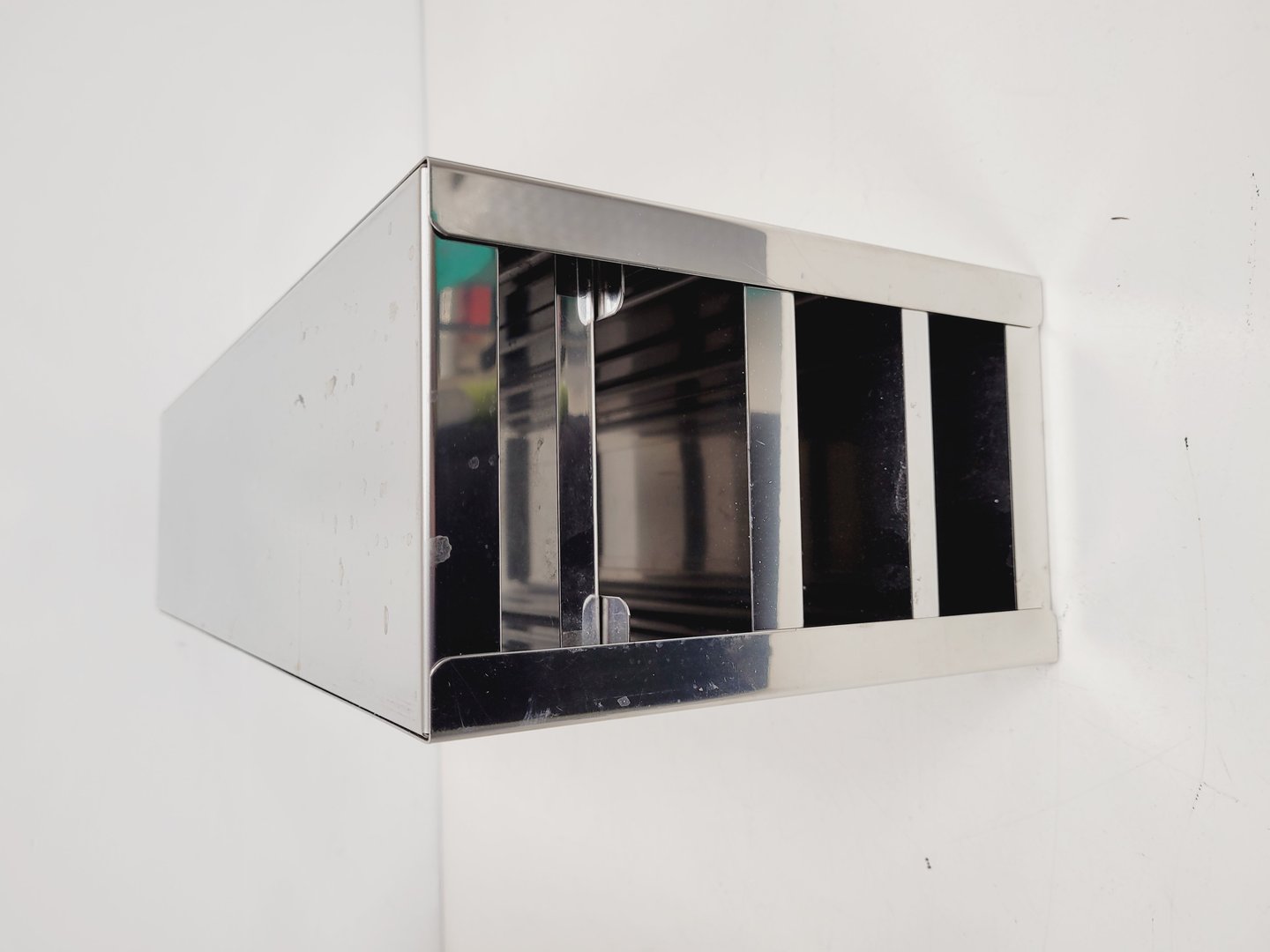 Image of 24 x Units of Ultra-Low Temperature Freezer Racking ULT - L56 W14.5 H24cm Lab