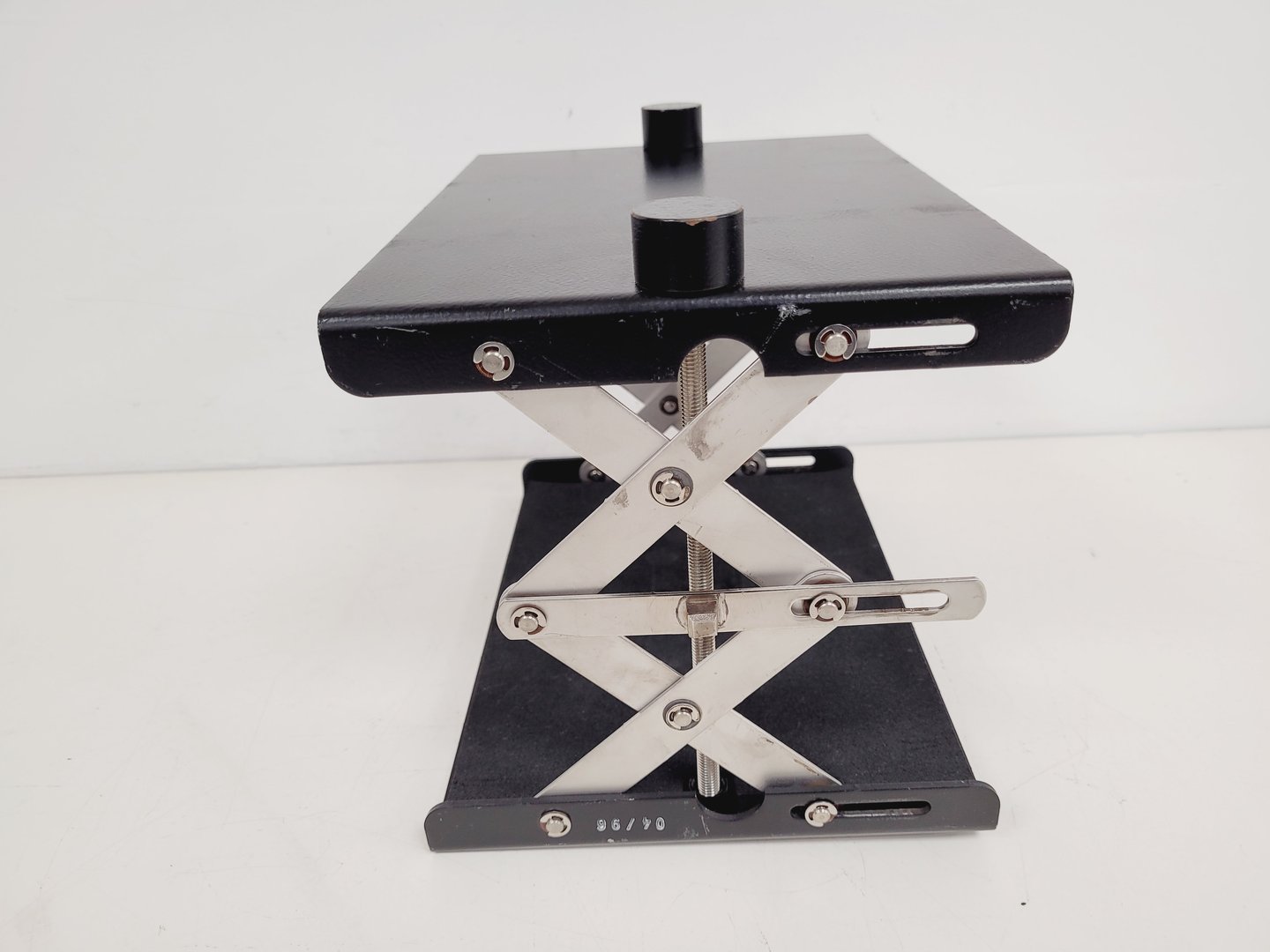 Image of Heidolph REAX 2 Shaker Mixer with Universal Adaptor Lab