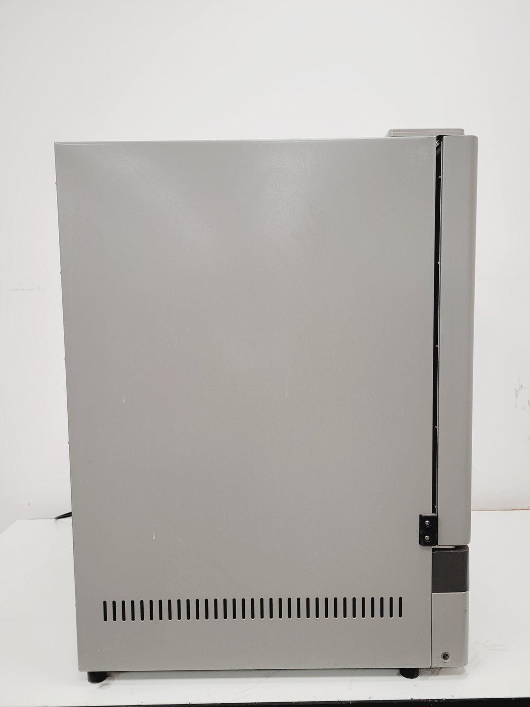 Image of Sanyo MOV-212 Dry Heat Laboratory Convection Oven Lab