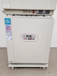 Thumbnail image of Sanyo MCO-20AIC CO2 Laboratory Incubator Double Stack MCO-20AIC lab