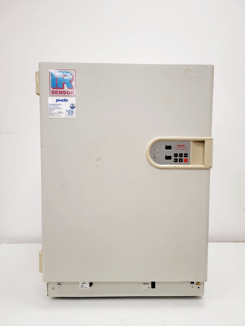Image of Sanyo MCO-17AI CO2 Laboratory Incubator Lab