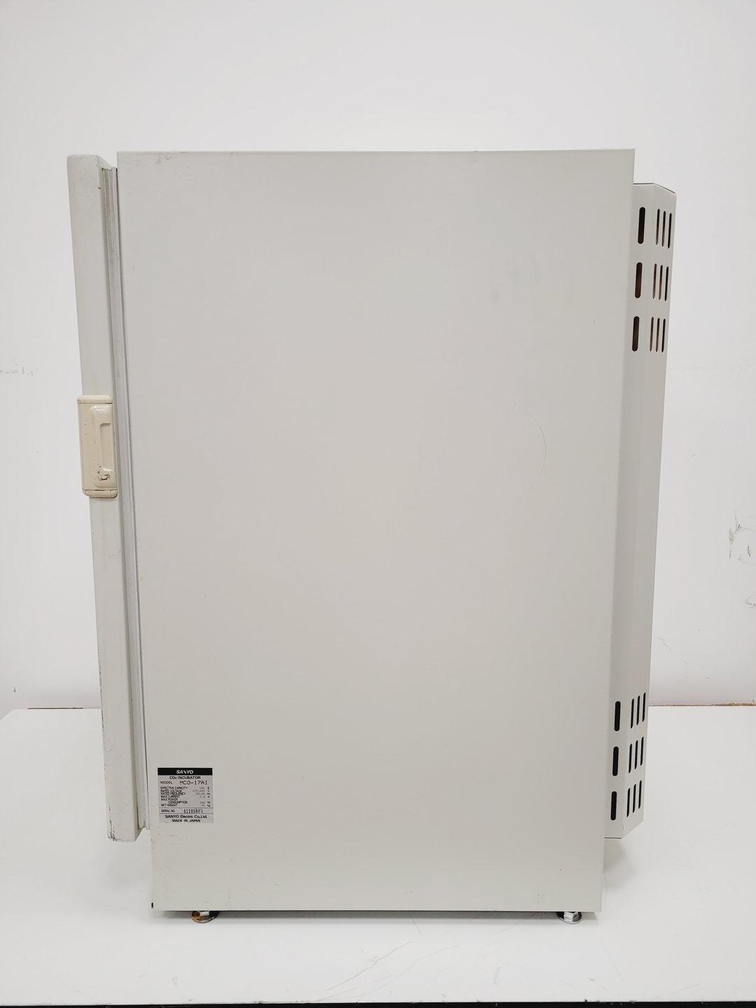 Image of Sanyo MCO-17AI CO2 Laboratory Incubator Lab