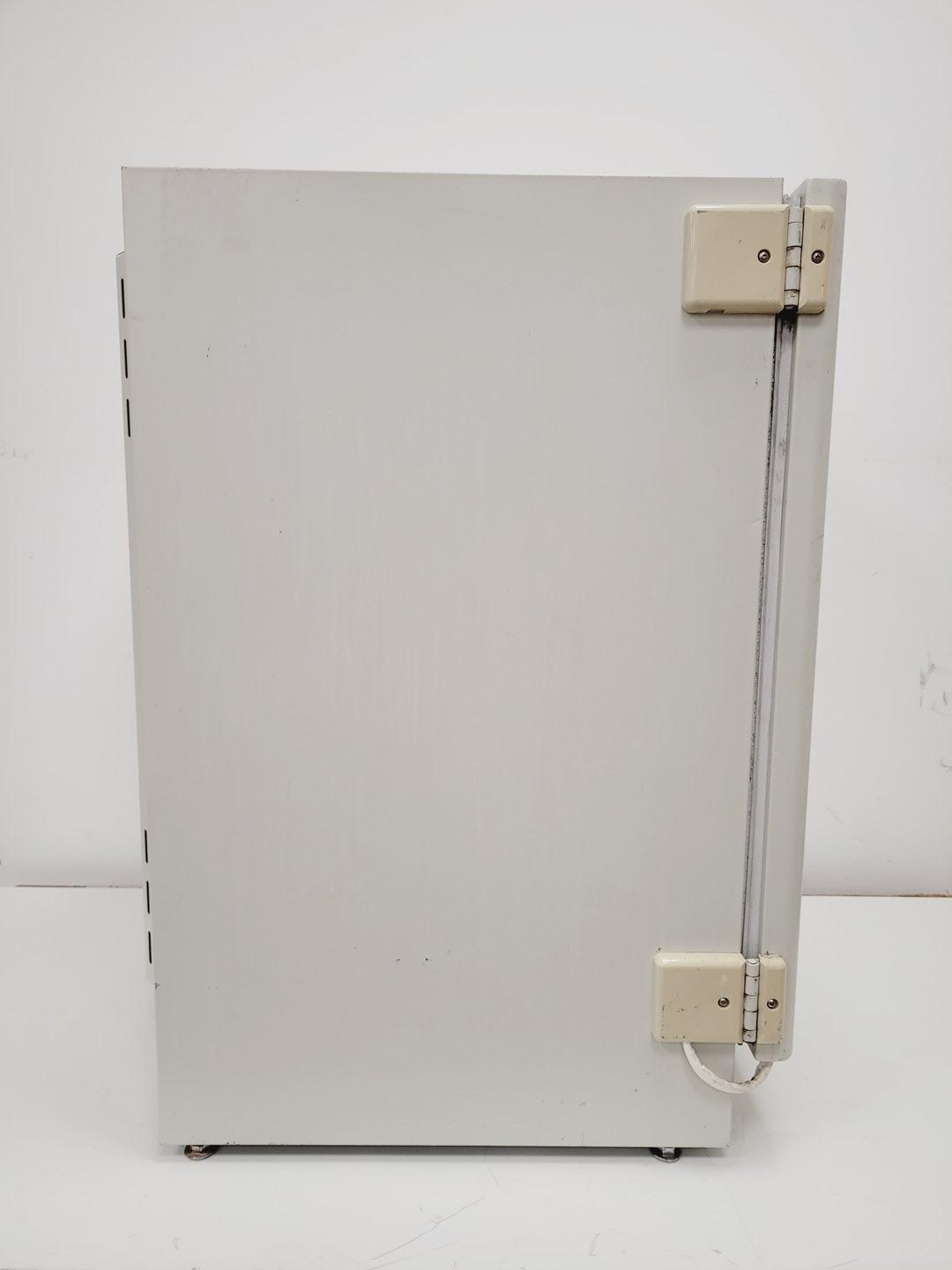 Image of Sanyo MCO-17AI CO2 Laboratory Incubator Lab