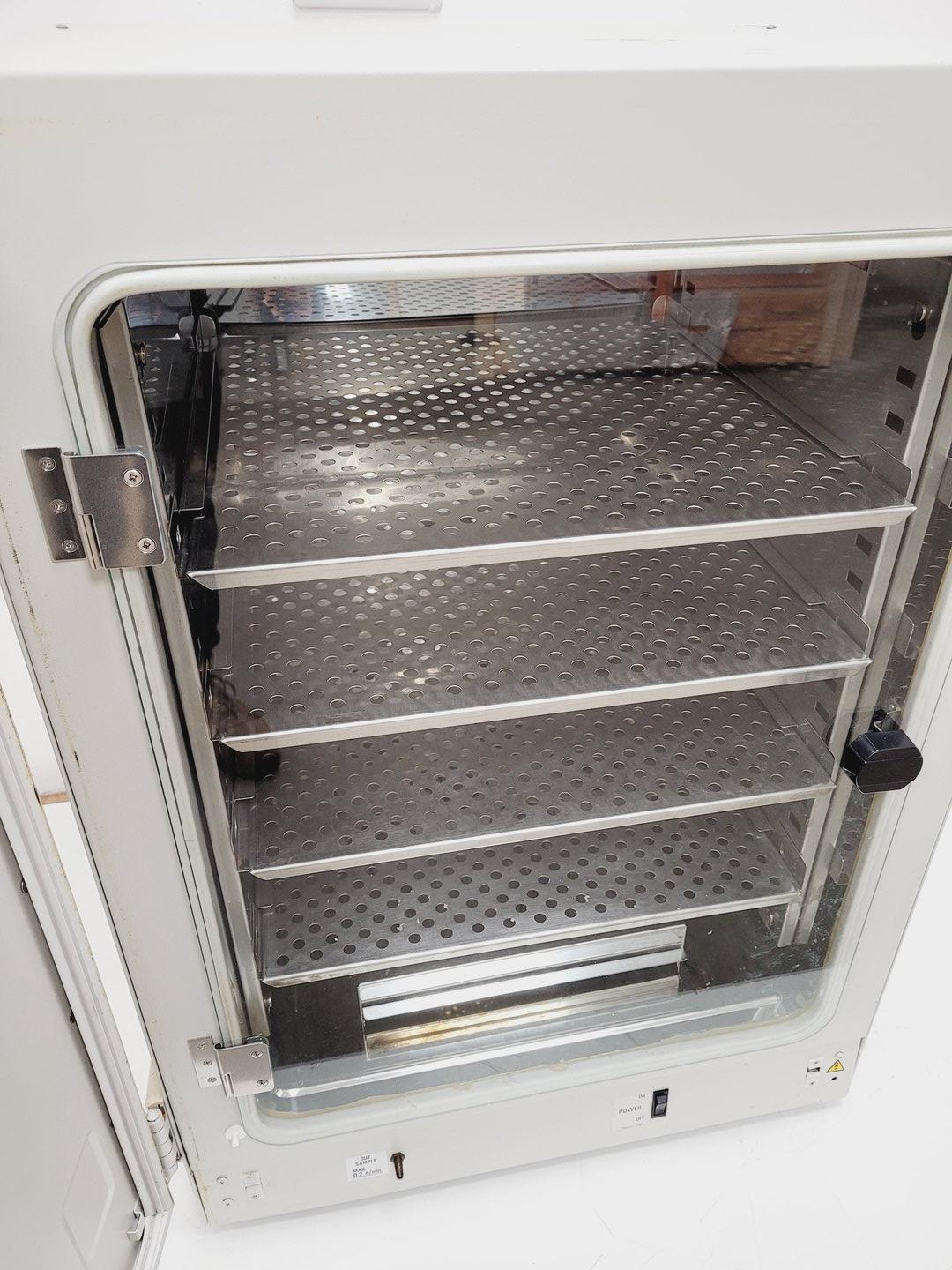 Image of Sanyo MCO-17AI CO2 Laboratory Incubator Lab