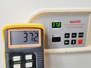 Thumbnail image of Sanyo MCO-17AI CO2 Laboratory Incubator Lab