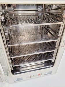 Thumbnail image of Sanyo MCO-18AIC CO2 Laboratory Incubator Lab