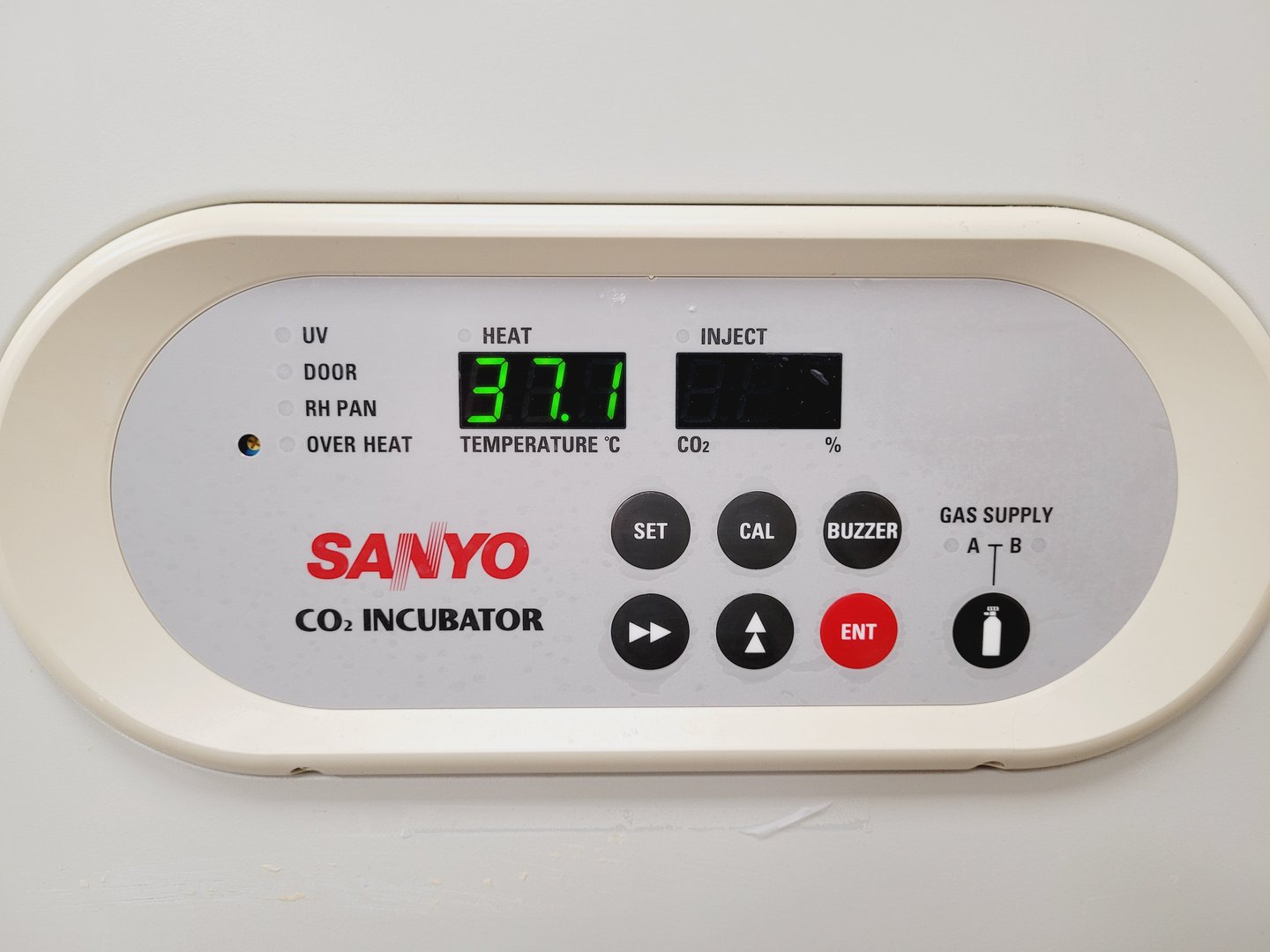 Image of Sanyo MCO-18AIC CO2 Laboratory Incubator Lab