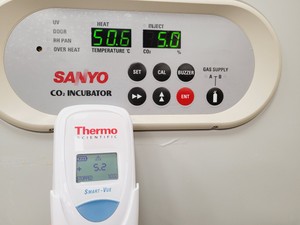 Thumbnail image of Sanyo MCO-18AIC CO2 Laboratory Incubator Lab