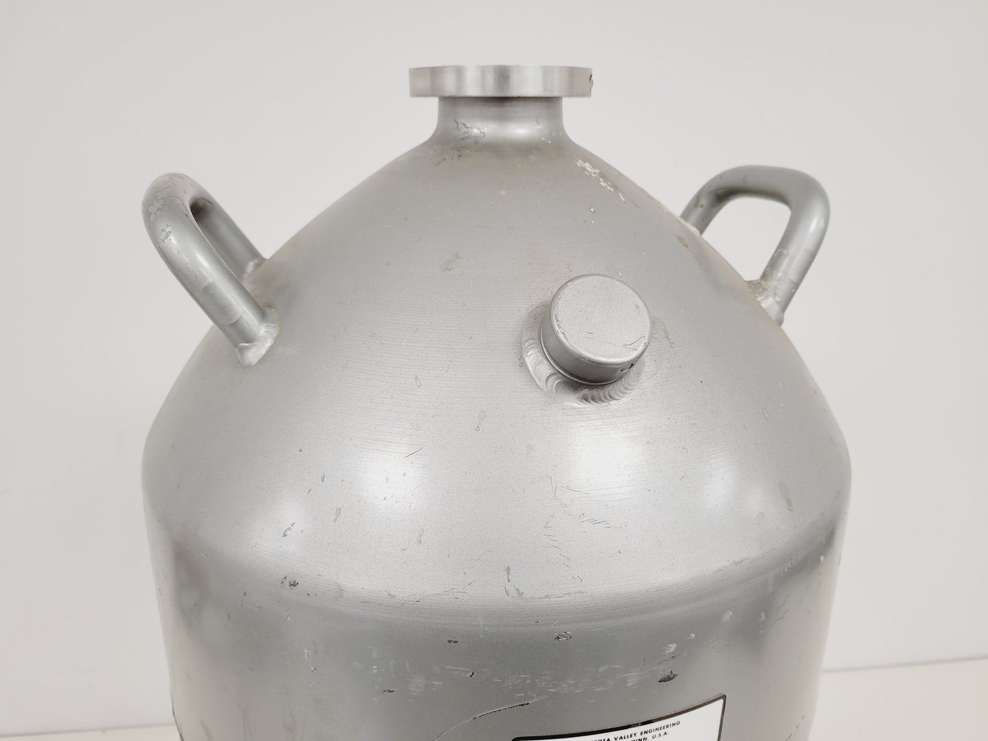 Image of MVE Cryogenics Liquid Nitrogen Dewar LAB-20 (No Lid) Spares/Repairs