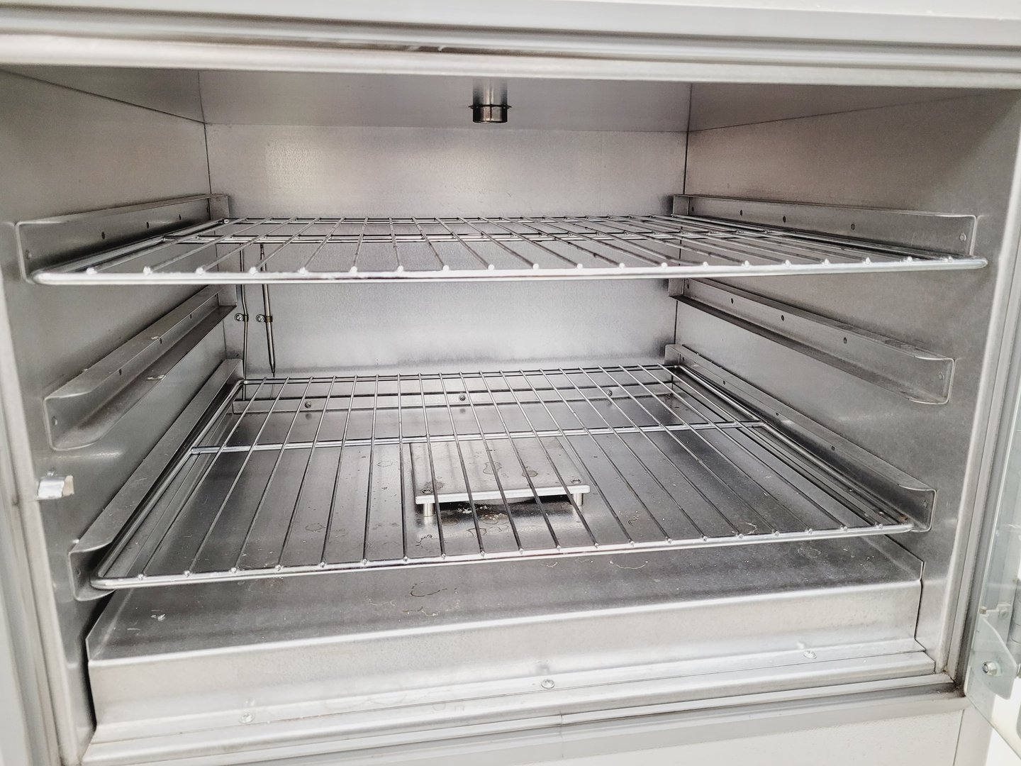 Image of Leader Benchtop Laboratory Oven Lab