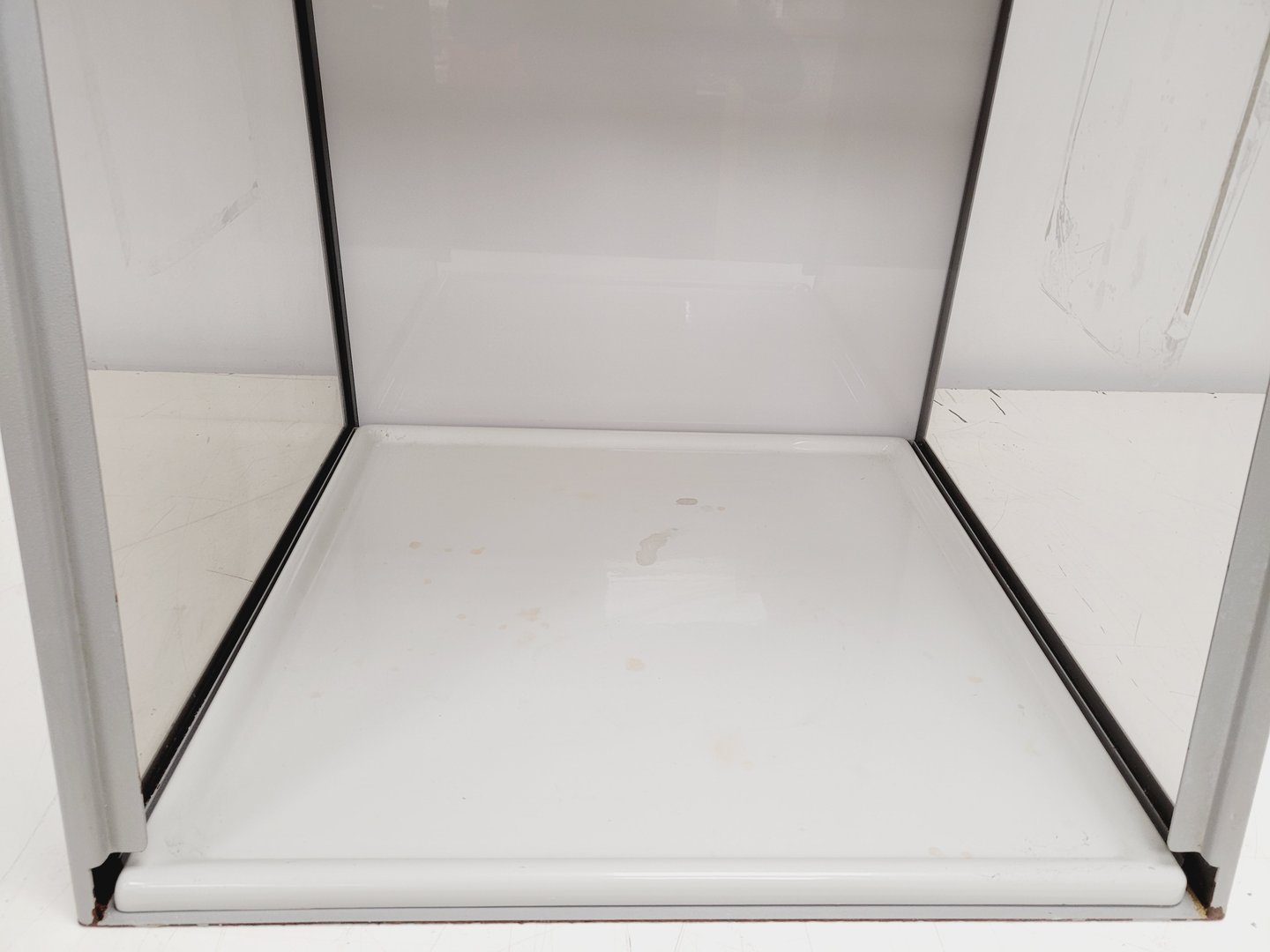 Image of Astecair 3000E Benchtop Ductless Fume Cabinet Lab