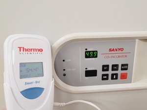 Thumbnail image of Sanyo Laboratory  Incubator MCO-17AI CO2 Lab