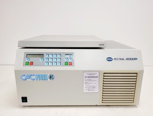 Thumbnail image of Sanyo MSE Mistral 2000R Refrigerated Benchtop Centrifuge with 4500rpm Rotor Lab