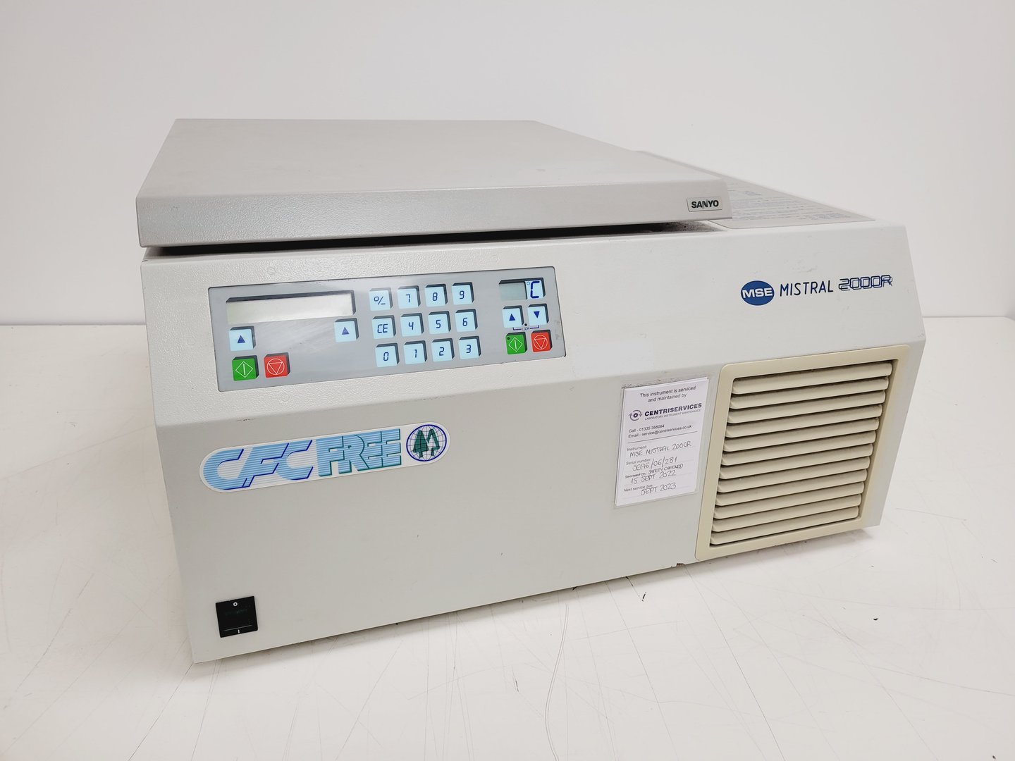 Image of Sanyo MSE Mistral 2000R Refrigerated Benchtop Centrifuge with 4500rpm Rotor Lab