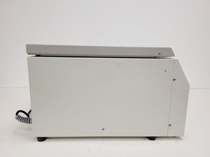 Thumbnail image of Sanyo MSE Mistral 2000R Refrigerated Benchtop Centrifuge with 4500rpm Rotor Lab