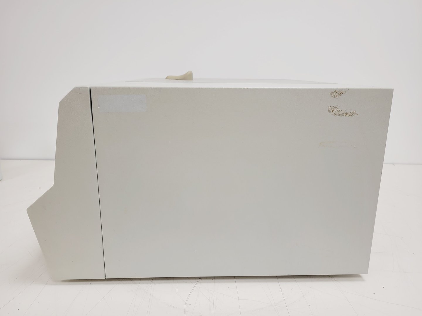 Image of Sanyo MSE Harrier 18/80 Refrigerated Centrifuge with 6500rpm Rotor Lab