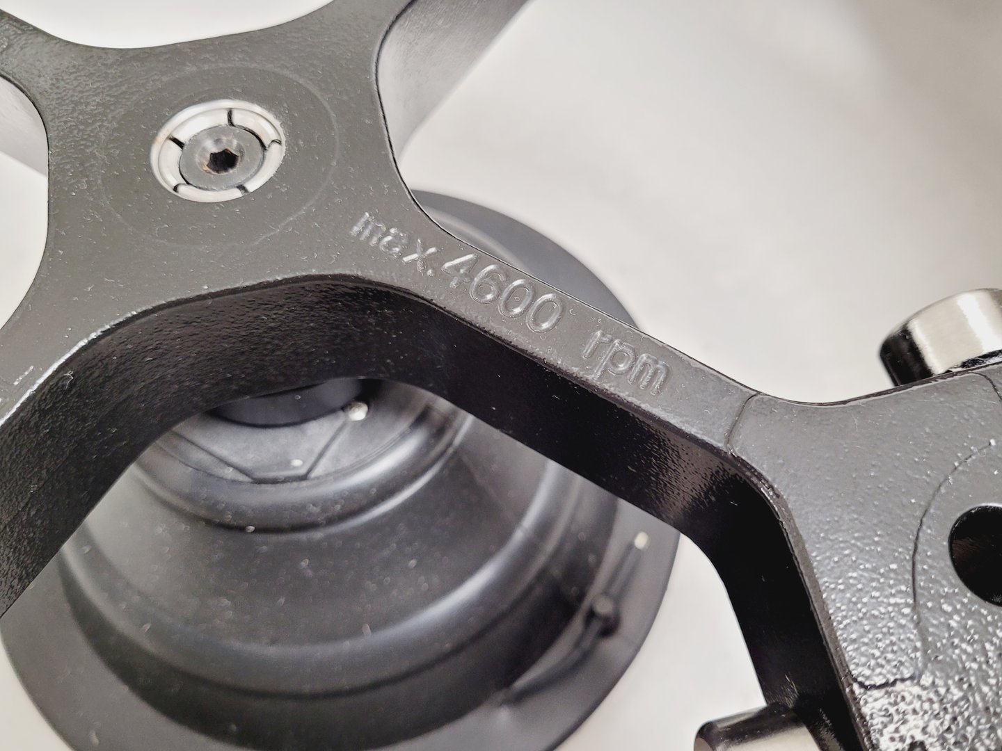 Image of Kendro Heraeus Multifuge 3S-R Refrigerated Benchtop Laboratory Centrifuge Lab