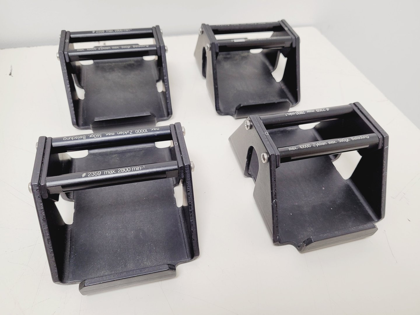 Image of Heraeus Sepatech Omnifuge 2.0RS Laboratory Centrifuge Lab
