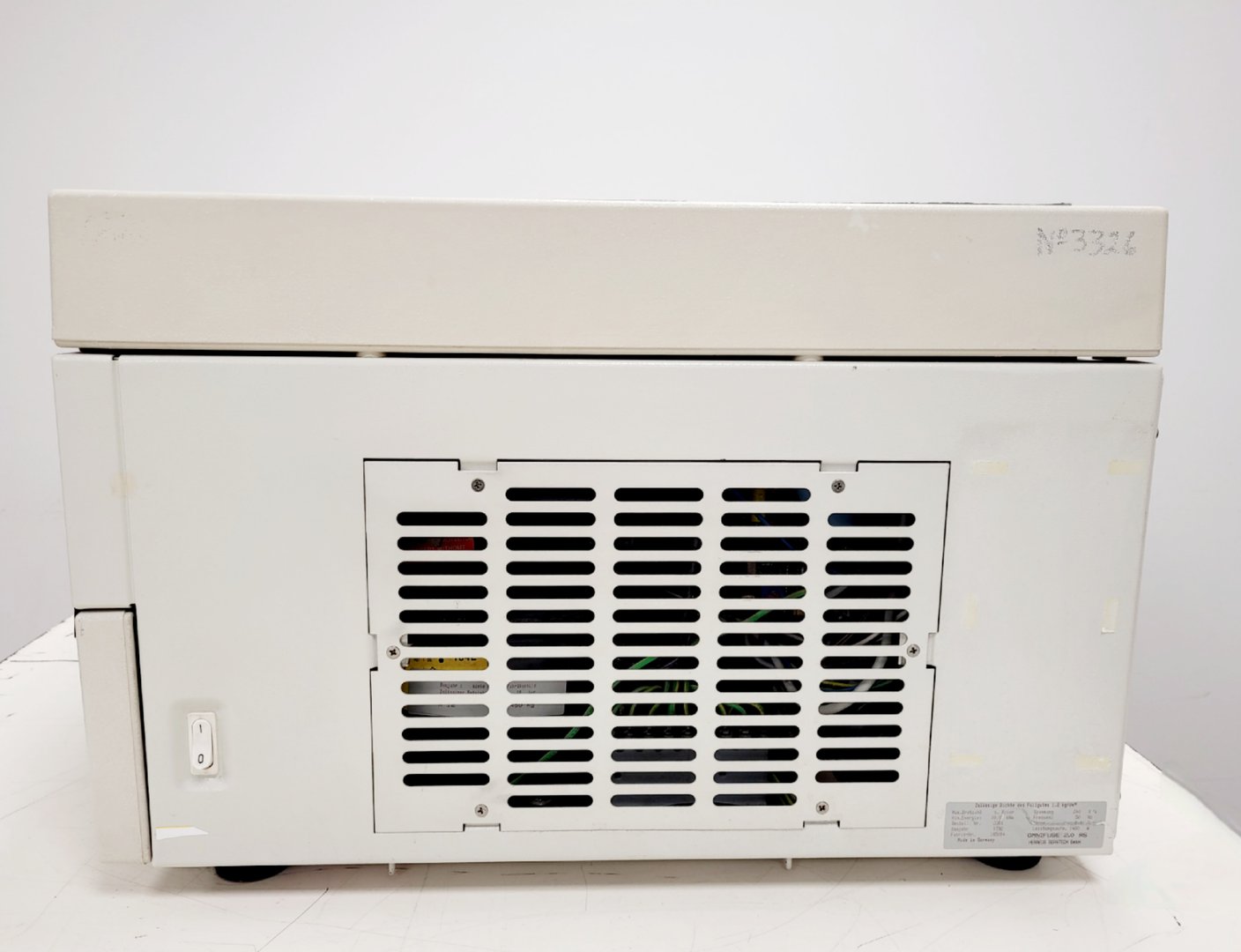 Image of Heraeus Sepatech Omnifuge 2.0RS Laboratory Centrifuge Lab