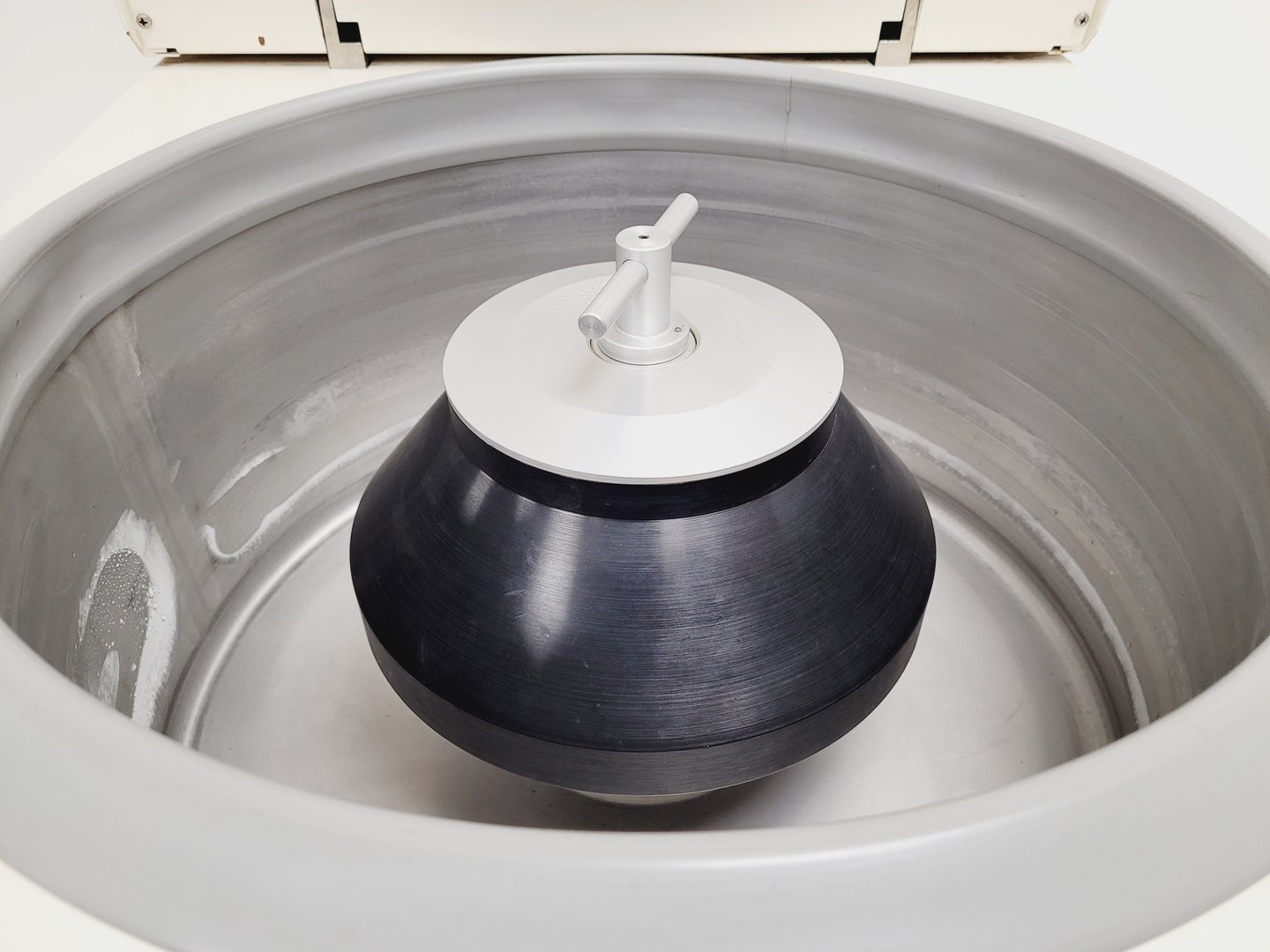 Image of ALC 4237R Refrigerated Centrifuge with 4 x Rotors & Accessories Lab