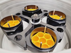 Thumbnail image of ALC 4237R Refrigerated Centrifuge with 4 x Rotors & Accessories Lab