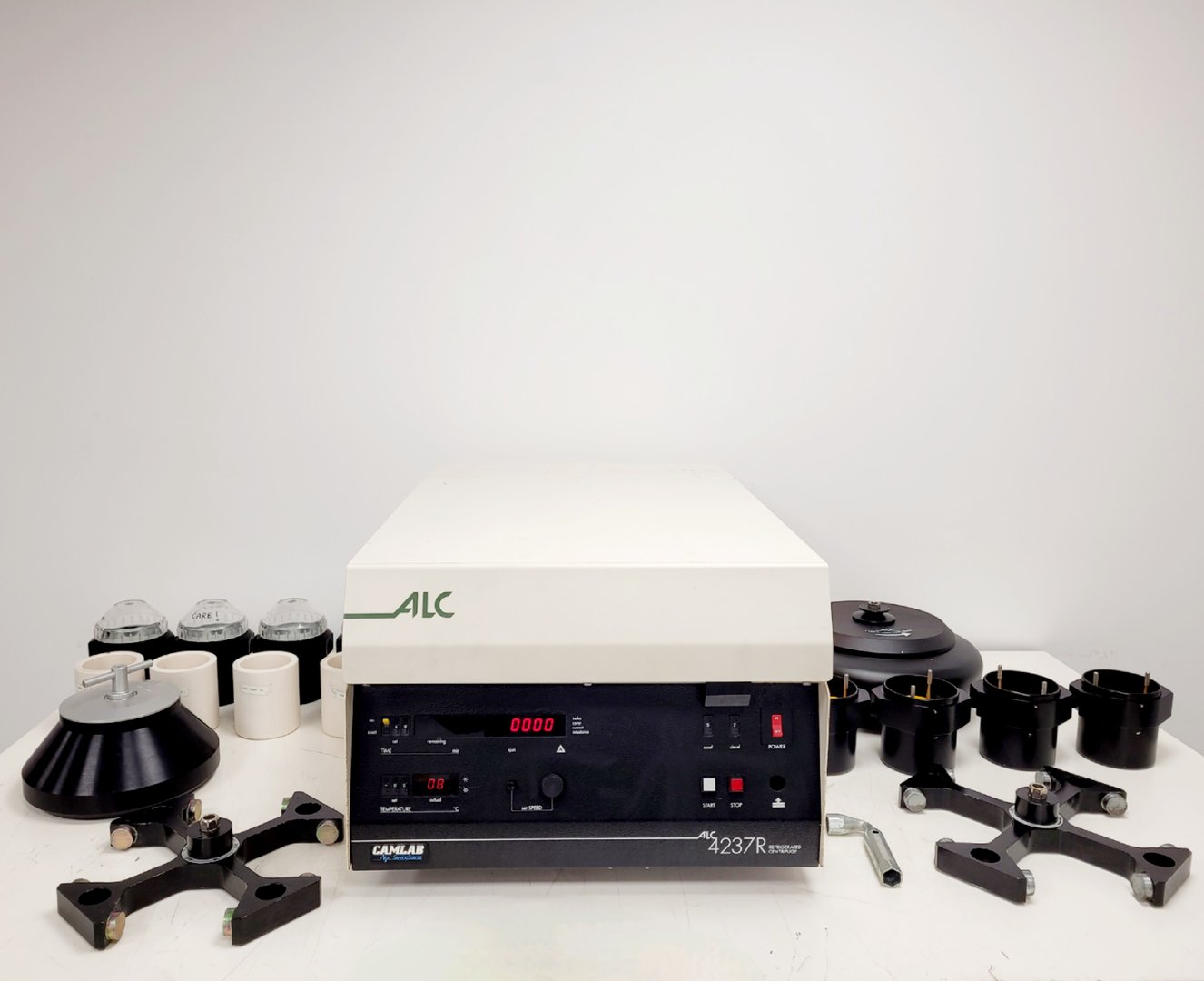 Image of ALC 4237R Refrigerated Centrifuge with 4 x Rotors & Accessories Lab