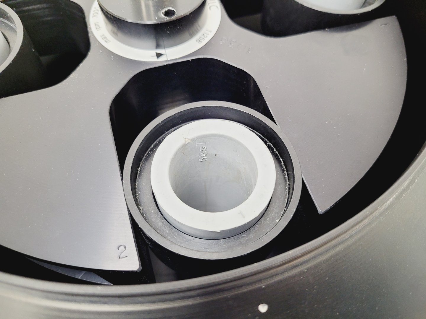 Image of ALC 4237R Refrigerated Centrifuge with 4 x Rotors & Accessories Lab
