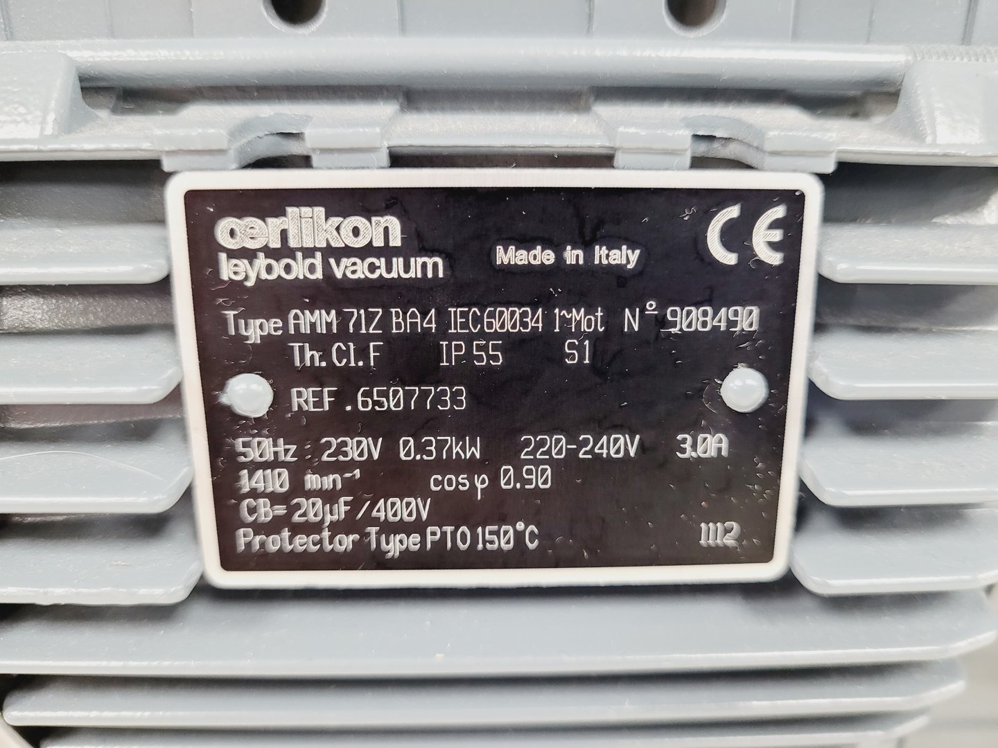 Image of Oerlikon Trivac D8B Leybold AR 4-8 Vacuum Pump Lab