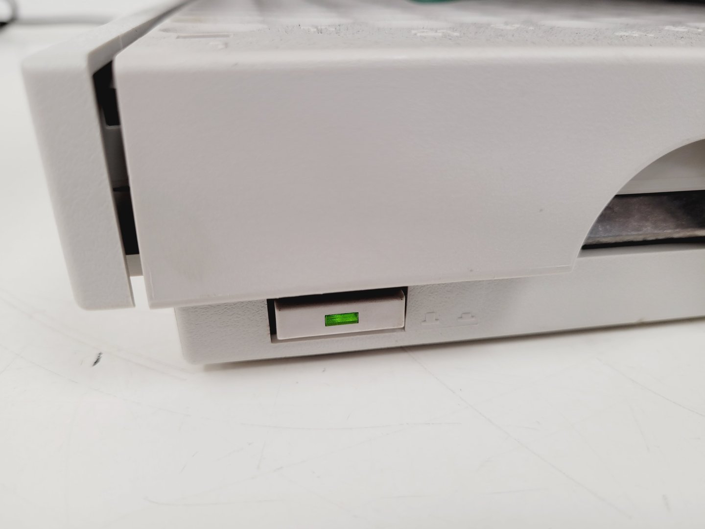 Image of Agilent 1100 Series HPLC System - G1316A, G1313A, G1315A, G1322A, G1322A, G1310A