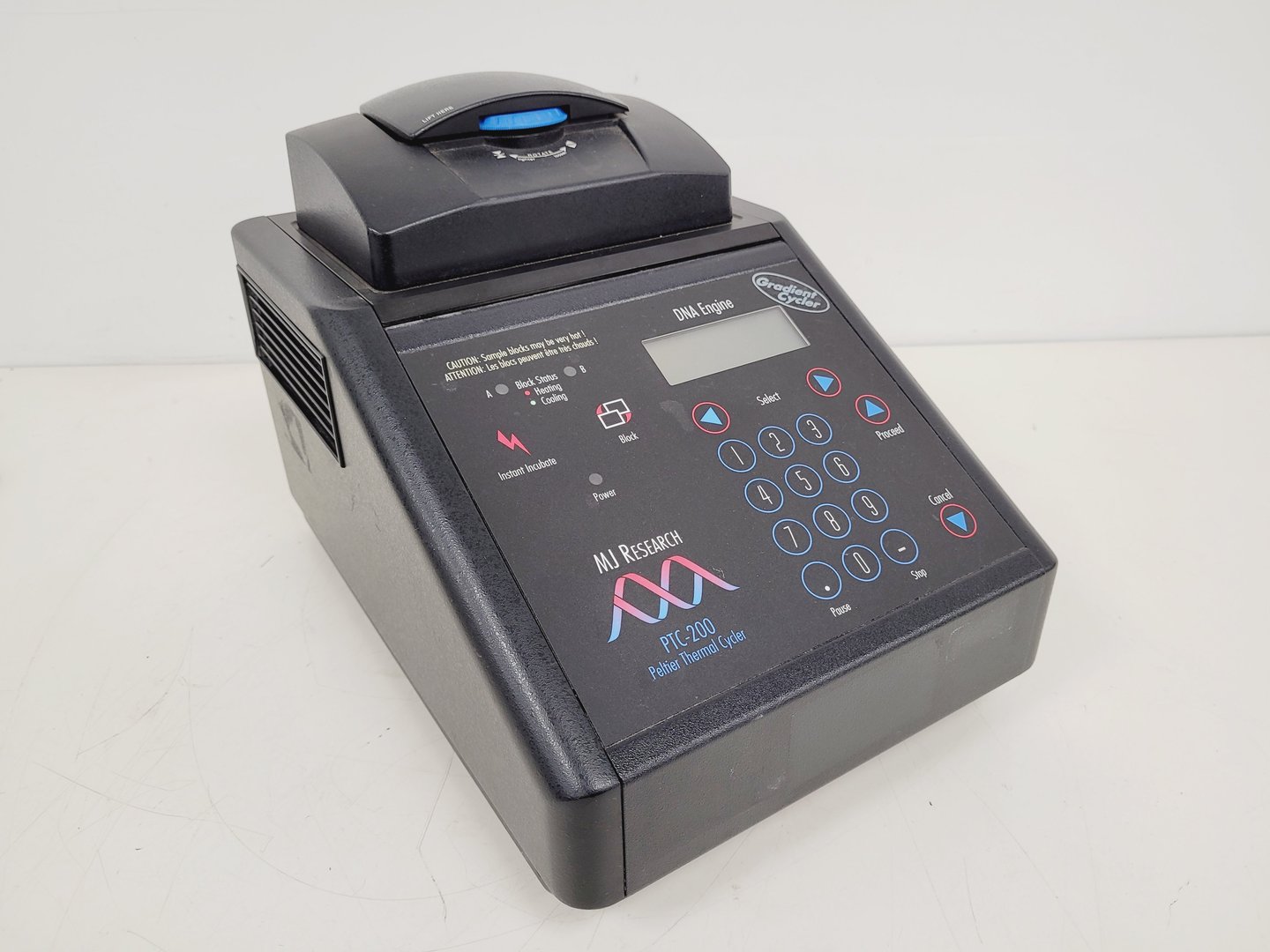 Image of MJ Research PTC-200 Peltier Thermal Cycler 96 x 0.2ml Lab