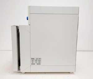 Thumbnail image of Thermo Electron Corporation Heraeus Type-T T6030 Heating Drying Oven Lab