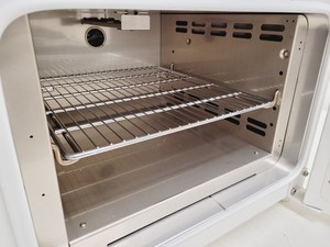 Thumbnail image of Thermo Electron Corporation Heraeus Type-T T6030 Heating Drying Oven Lab
