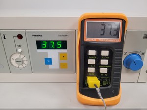 Thumbnail image of Thermo Electron Corporation Heraeus Type-T T6030 Heating Drying Oven Lab