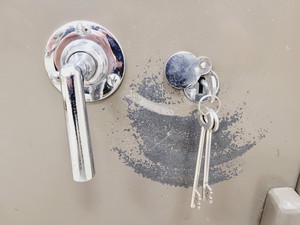 Thumbnail image of Cox "Gibraltar" Super Bank Safe with Keys