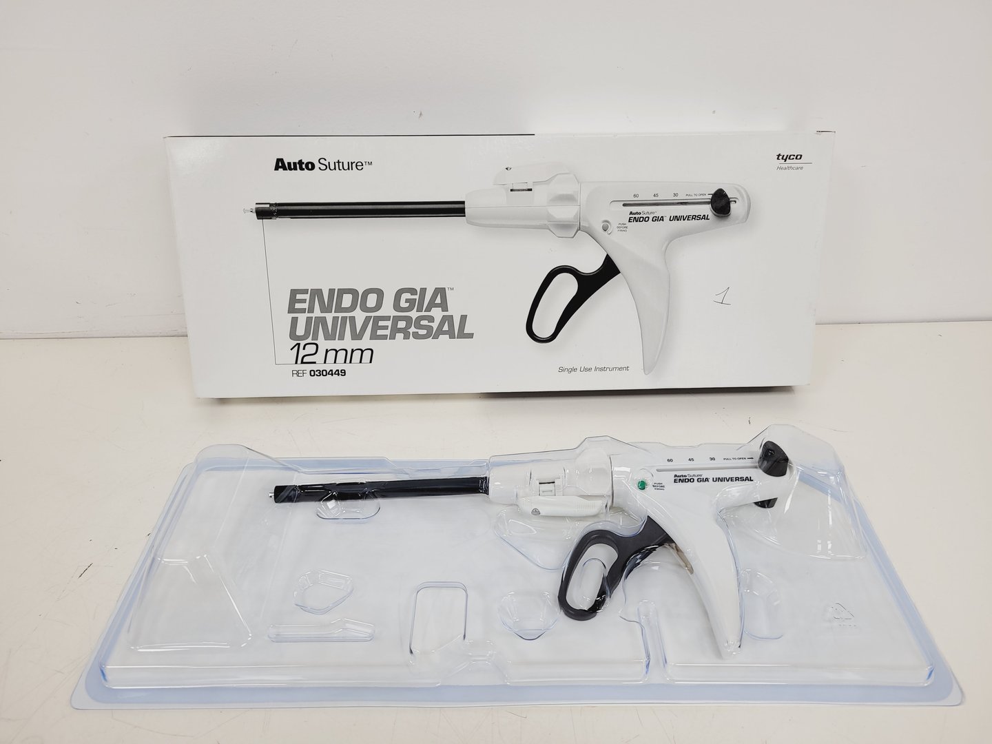 Image of 2 x Auto Suture Endo GIA Universal 12mm Medical Staplers Lab