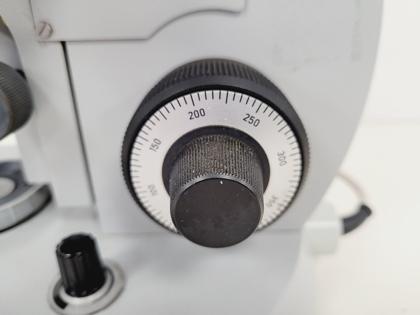 Image of Carl Zeiss Binocular Microscope w/ 4 Objectives 100/1.25 Oel 160/- Lab