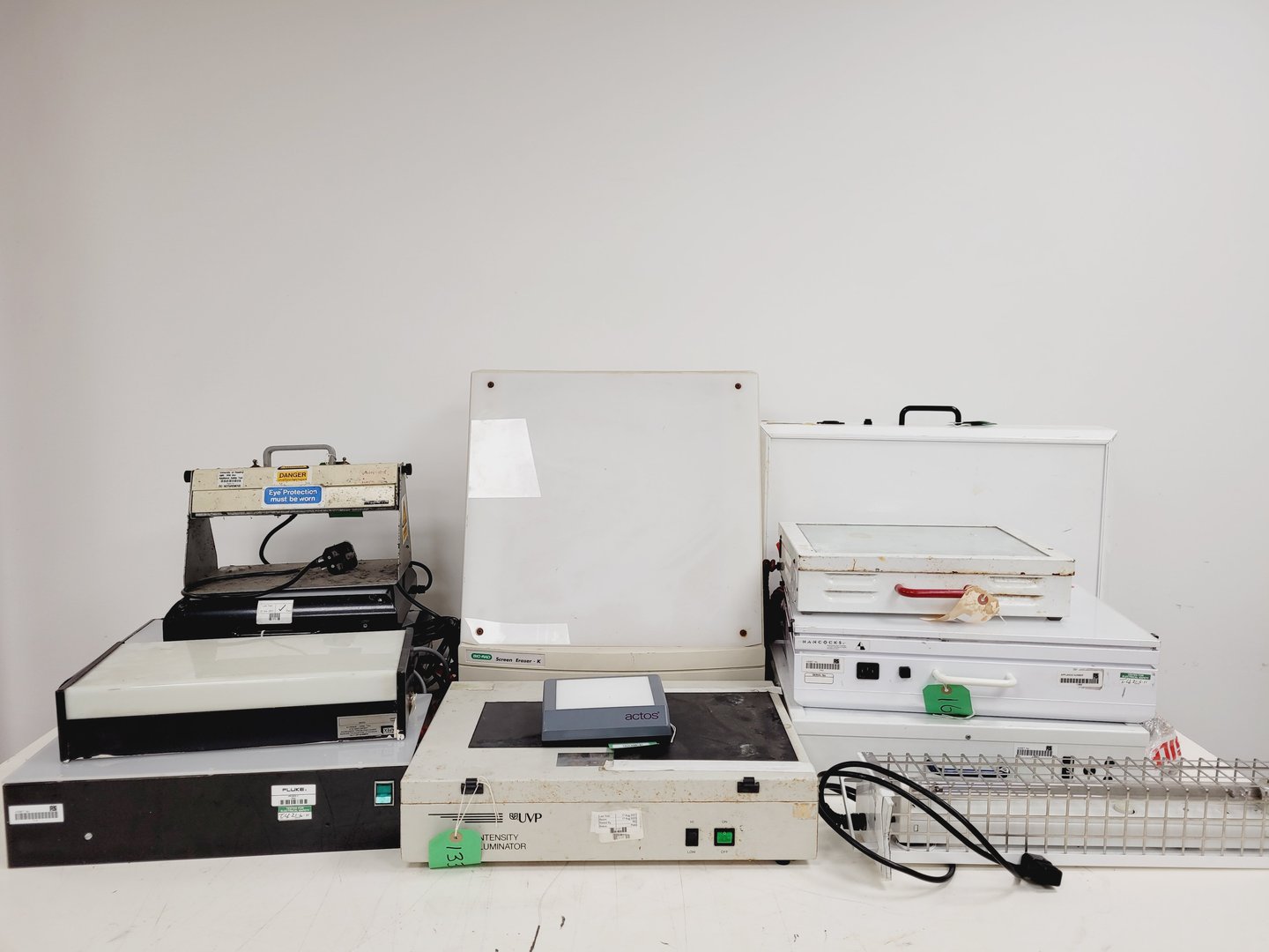 Image of Job Lot of Laboratory Light Boxes - X-Ray Viewers, UV Transilluminators Lab