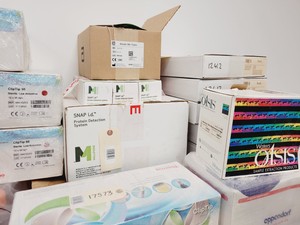 Thumbnail image of Job Lot of Laboratory Plastic Consumables, Tubes, Tips, Plates, Vials, Filters 