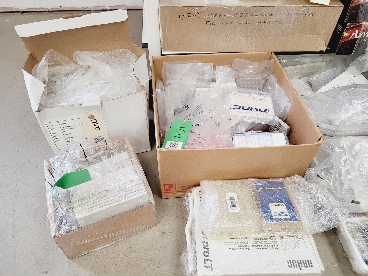 Image of Job Lot of Laboratory Plastic Consumables, Tubes, Tips, Plates, Vials, Filters 