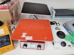 Thumbnail image of Job Lot of Benchtop Laboratory Shakers & Mixers - Vortex, Roller, Platform Lab