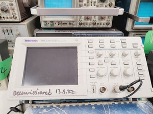Thumbnail image of Job Lot of Laboratory Oscilloscopes - Phillips, Hameg, Tektronix, Topward, Lab